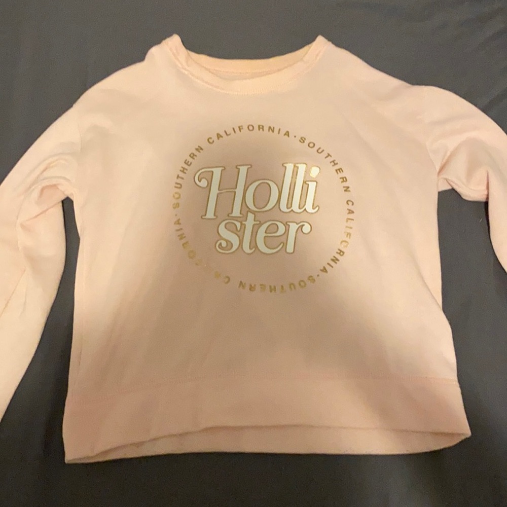 Pink hollister crewneck